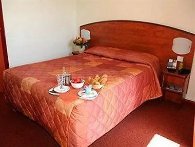Hotel Comfort Cdg Airport Le Mesnil-Amelot