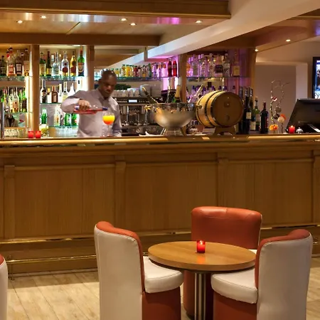 Geographotel Paris-roissy Cdg Airport 3*