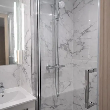 Hotel Geographotel Paris-roissy Cdg Airport 3*